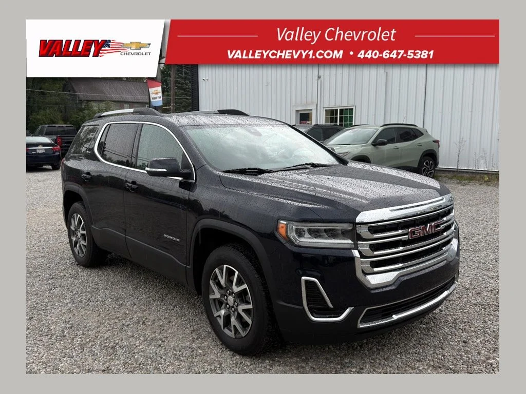 Used 2022 Blue GMC SLE image 1
