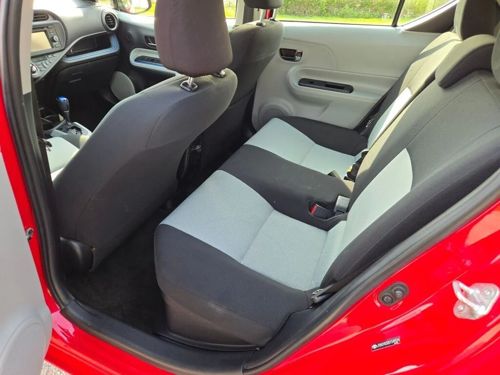 Used 2013 Red Toyota Three image 15