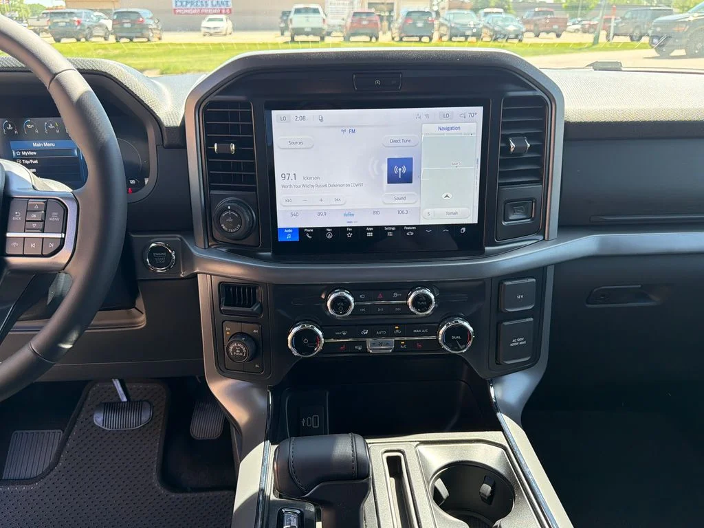 New 2026 Gray Ford Lariat image 17