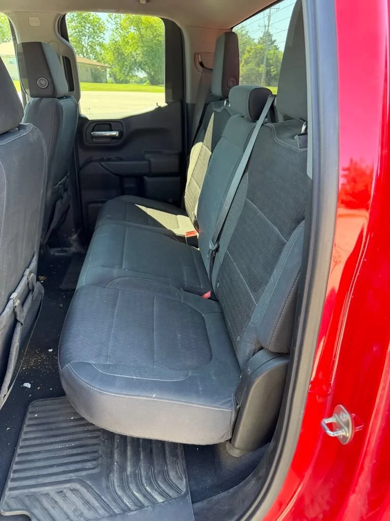 Used 2019 RED HOT Chevrolet LT image 6