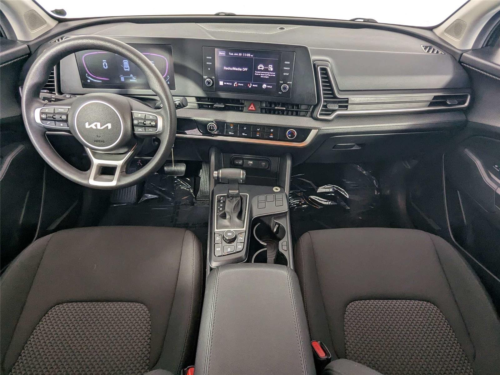 Used 2024 Fusion Black Kia LX image 35