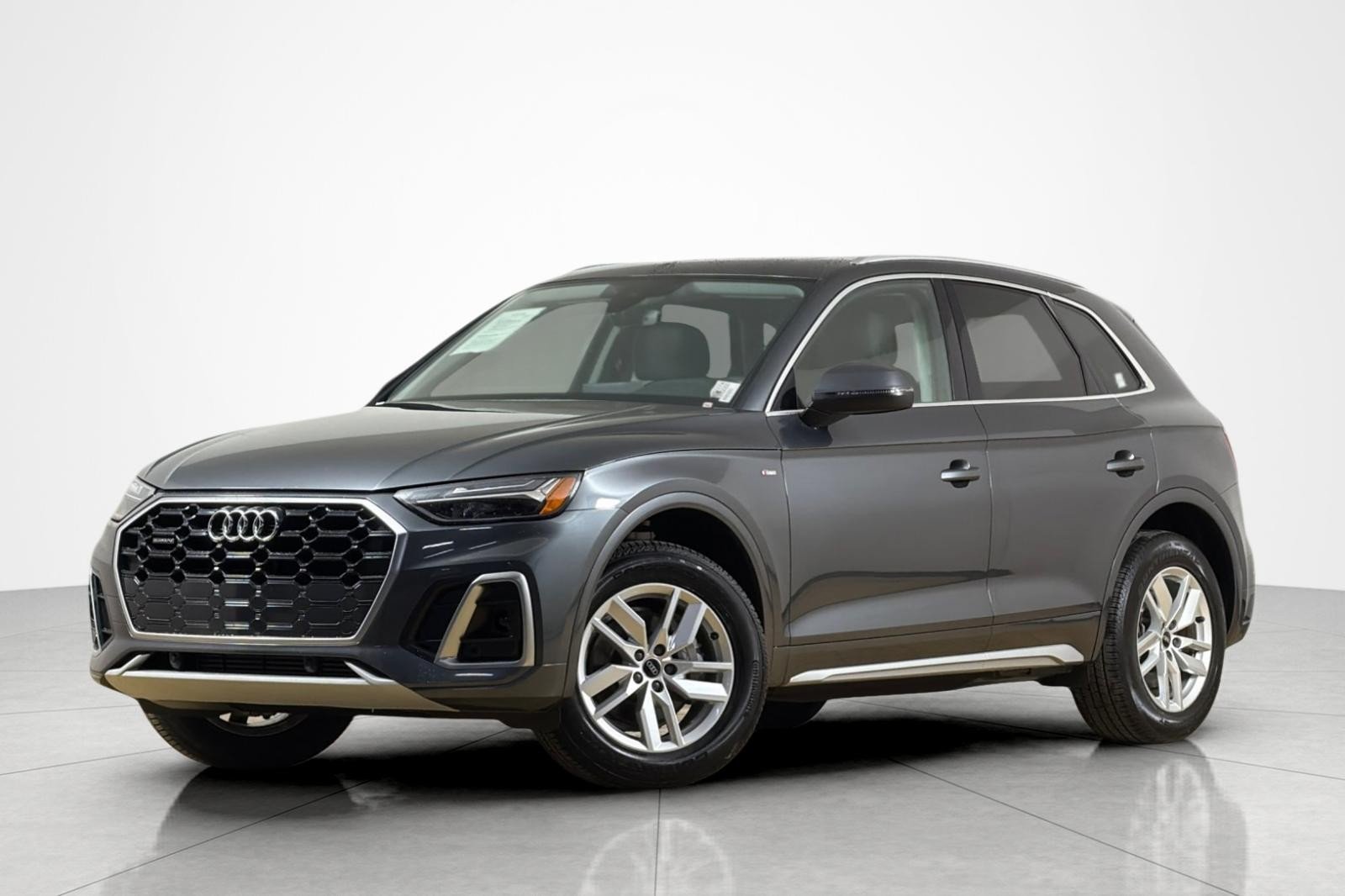 Used 2023 Daytona Gray Pearl Effect Audi S line Premium 45 TFSI quattro image 1