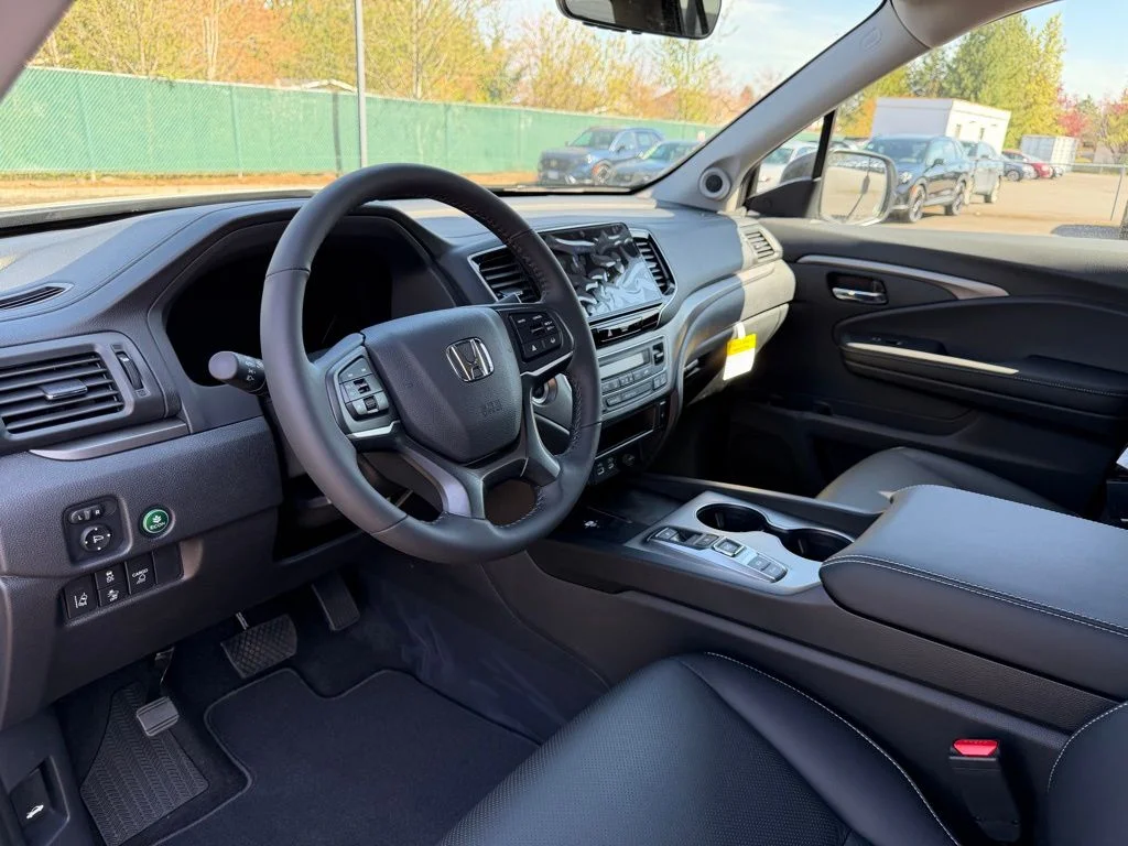 New 2026 Sonic Gray Pearl Honda RTL image 18