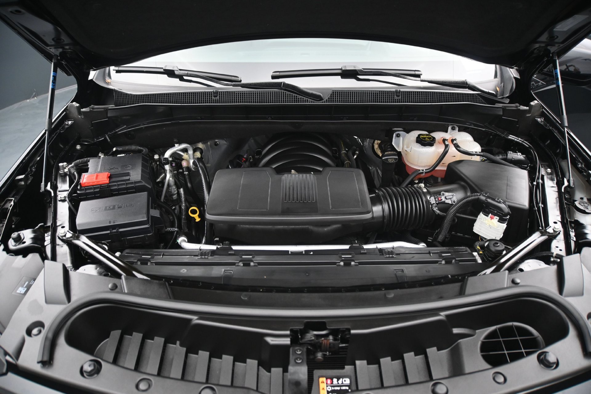 Used 2025 Black Chevrolet High Country image 32