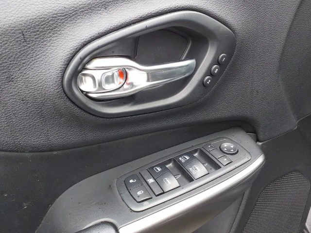 2019 Jeep Cherokee Limited - Photo 10