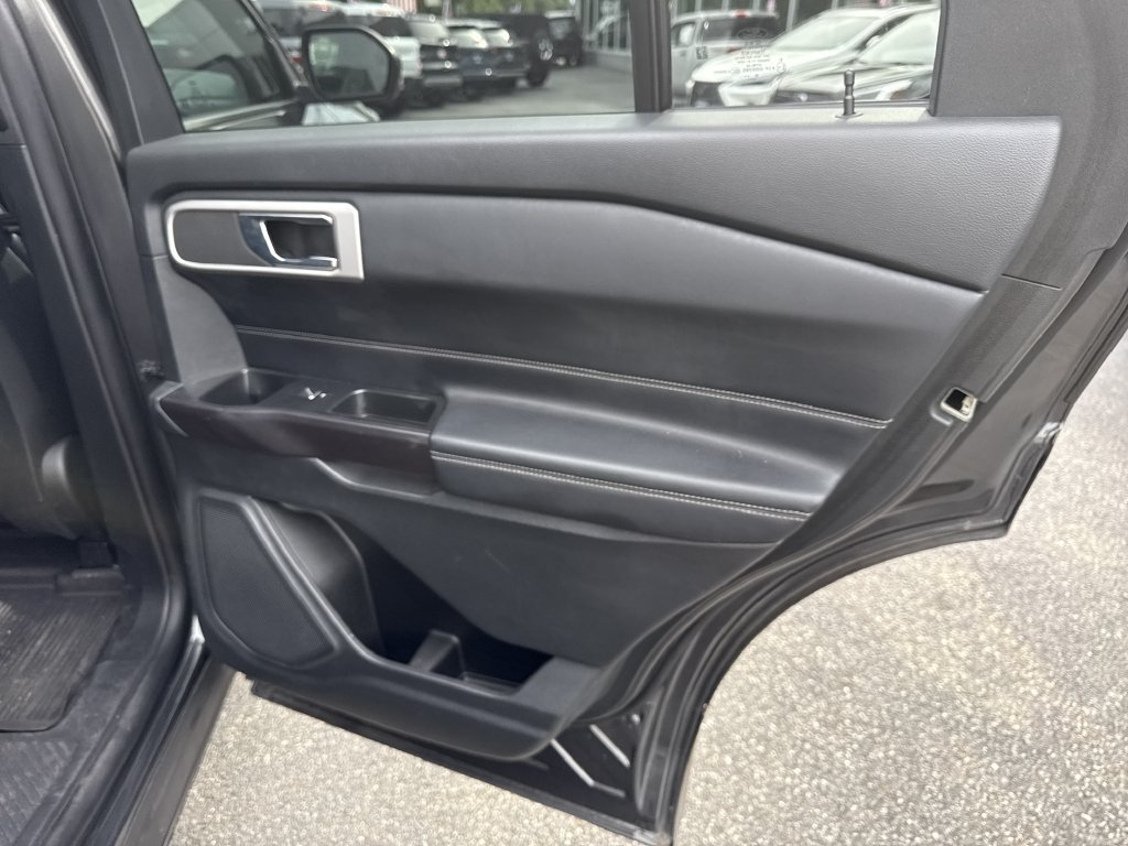 Used 2020 Gray Ford XLT image 31
