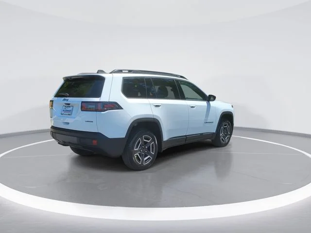 New 2026 Bright White Clear-Coat Exterior Paint Jeep Laredo image 8