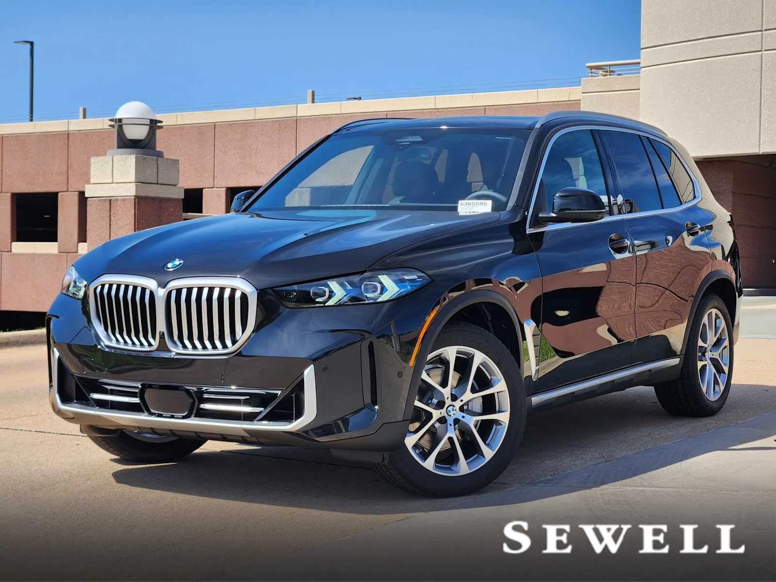 2026 BMW X5 sDrive40i's photo