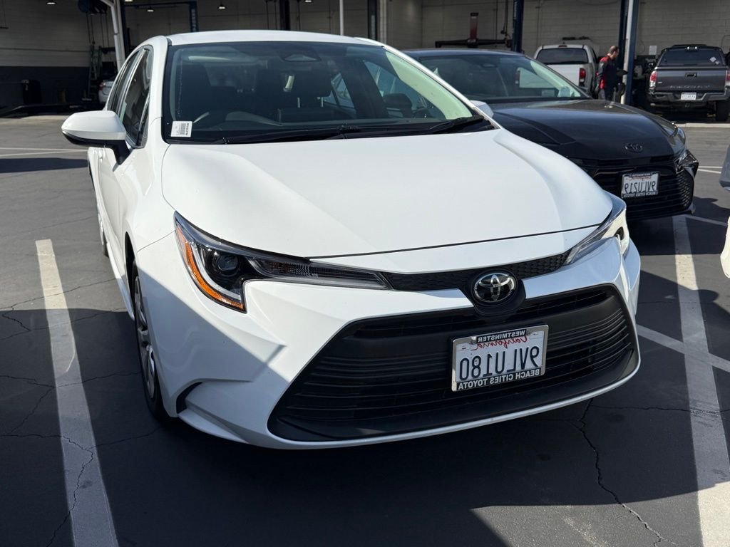 2025 Toyota Corolla LE