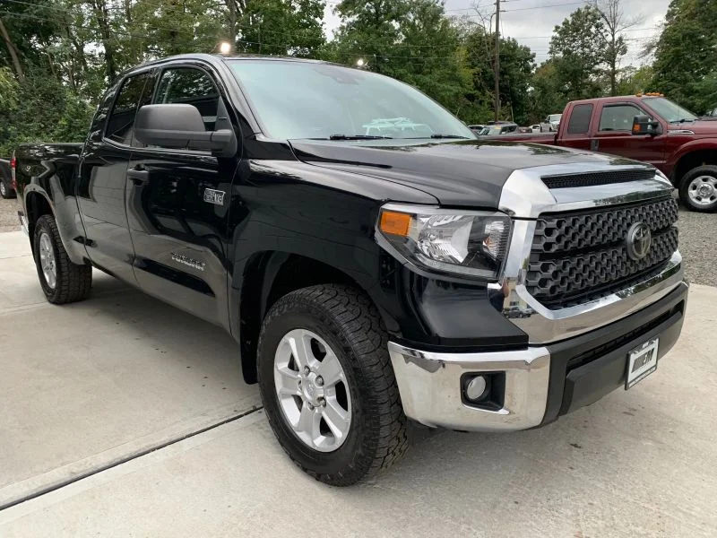 Used 2021 Black Toyota SR5 Pickup 4D 6 1/2 ft image 23