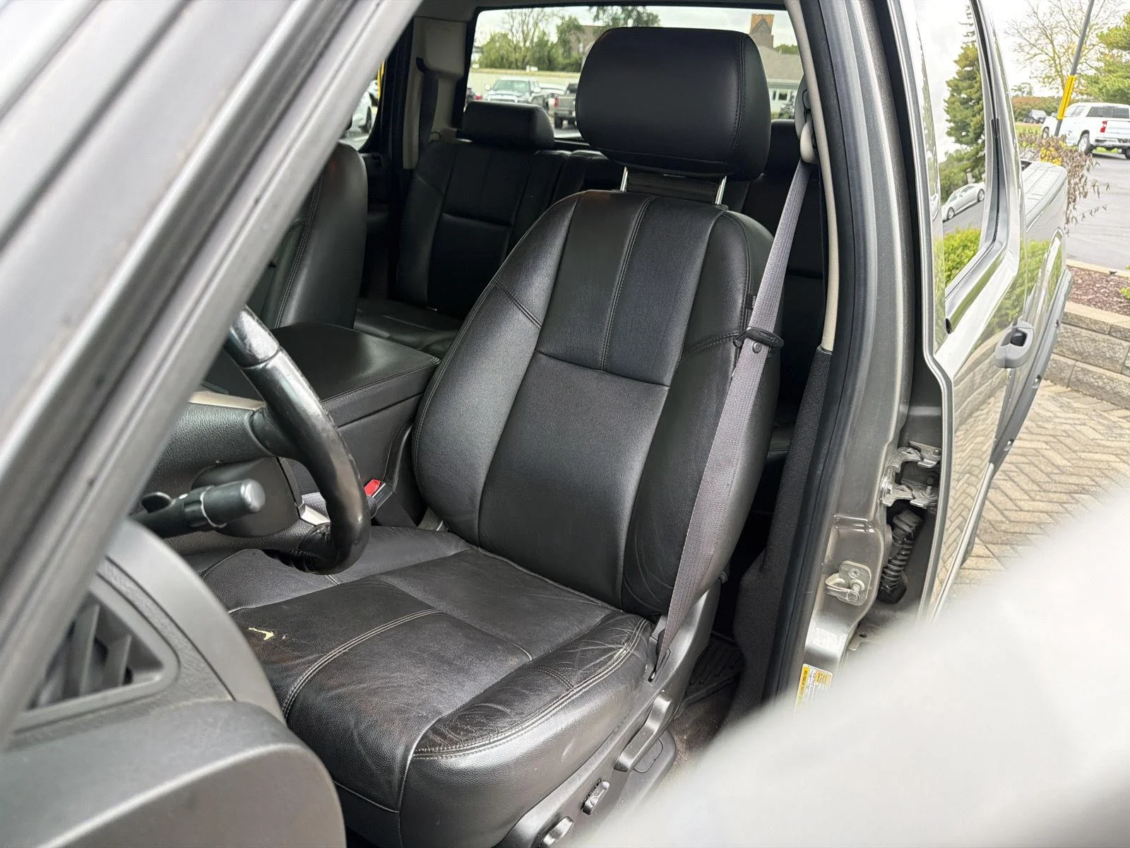 Used 2012 STEEL GRAY METALLIC GMC SLE image 13