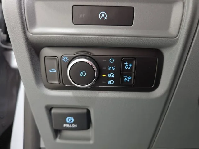 Certified Used 2025 White Metallic Ford XLT image 21