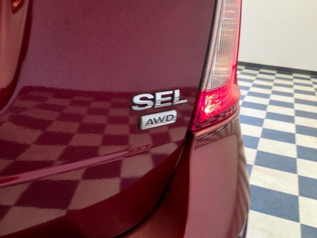 Used 2013 Red Ford SEL image 7