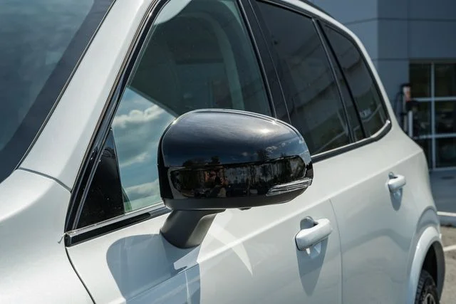 New 2026 Crystal White Volvo T8 Ultra image 15