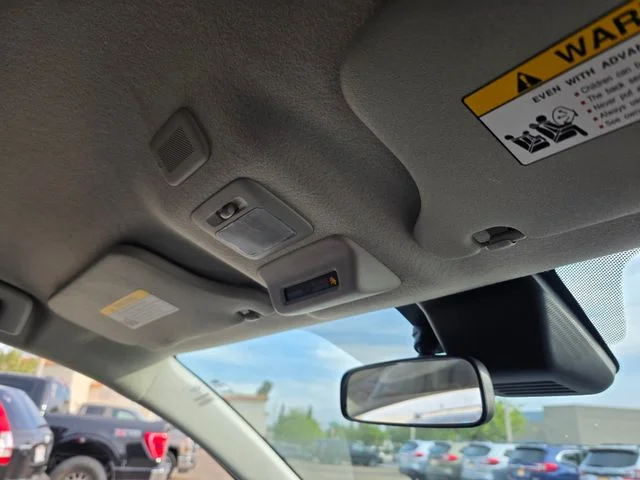 Used 2024 Black Mitsubishi ES image 12