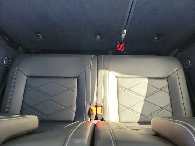 2024 Volkswagen Atlas SE w/Tech - Photo 10