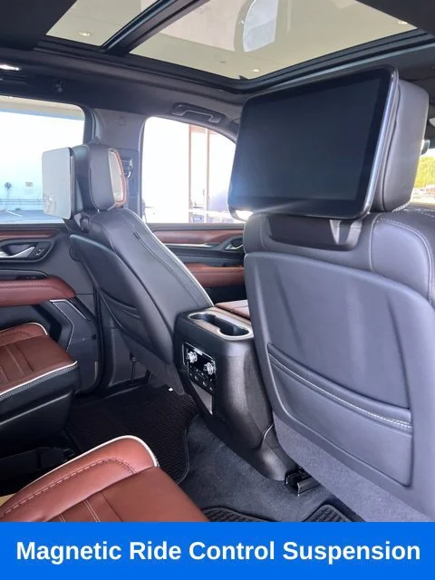 Used 2023 ONYX BLACK GMC Denali Ultimate image 21