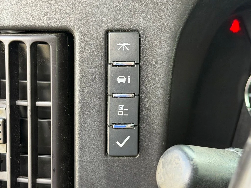 Used 2022 White Chevrolet Work Van image 31