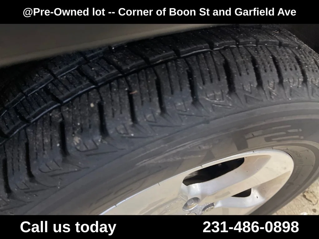 Used 2012 Silver Jeep Laredo image 12