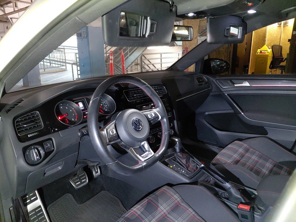 2021 Volkswagen Golf GTI S - Photo 5