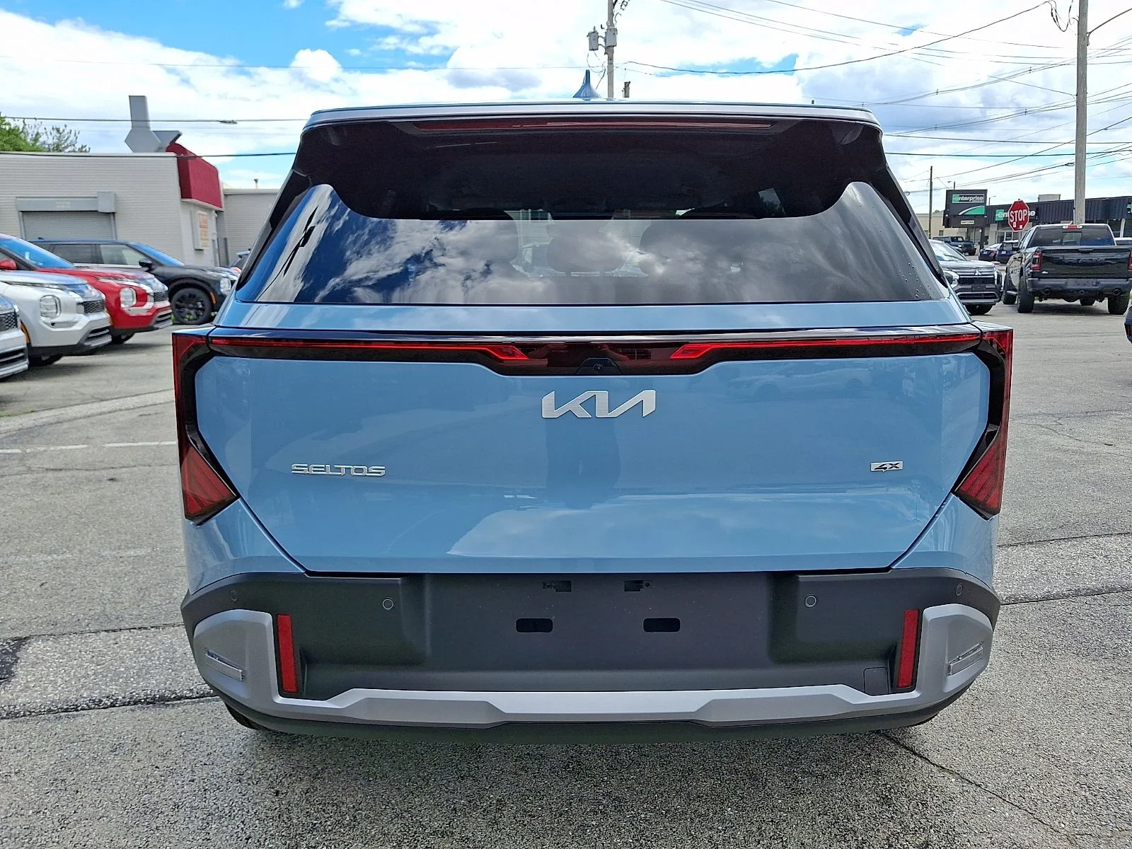 New 2027 Blue Kia S image 7