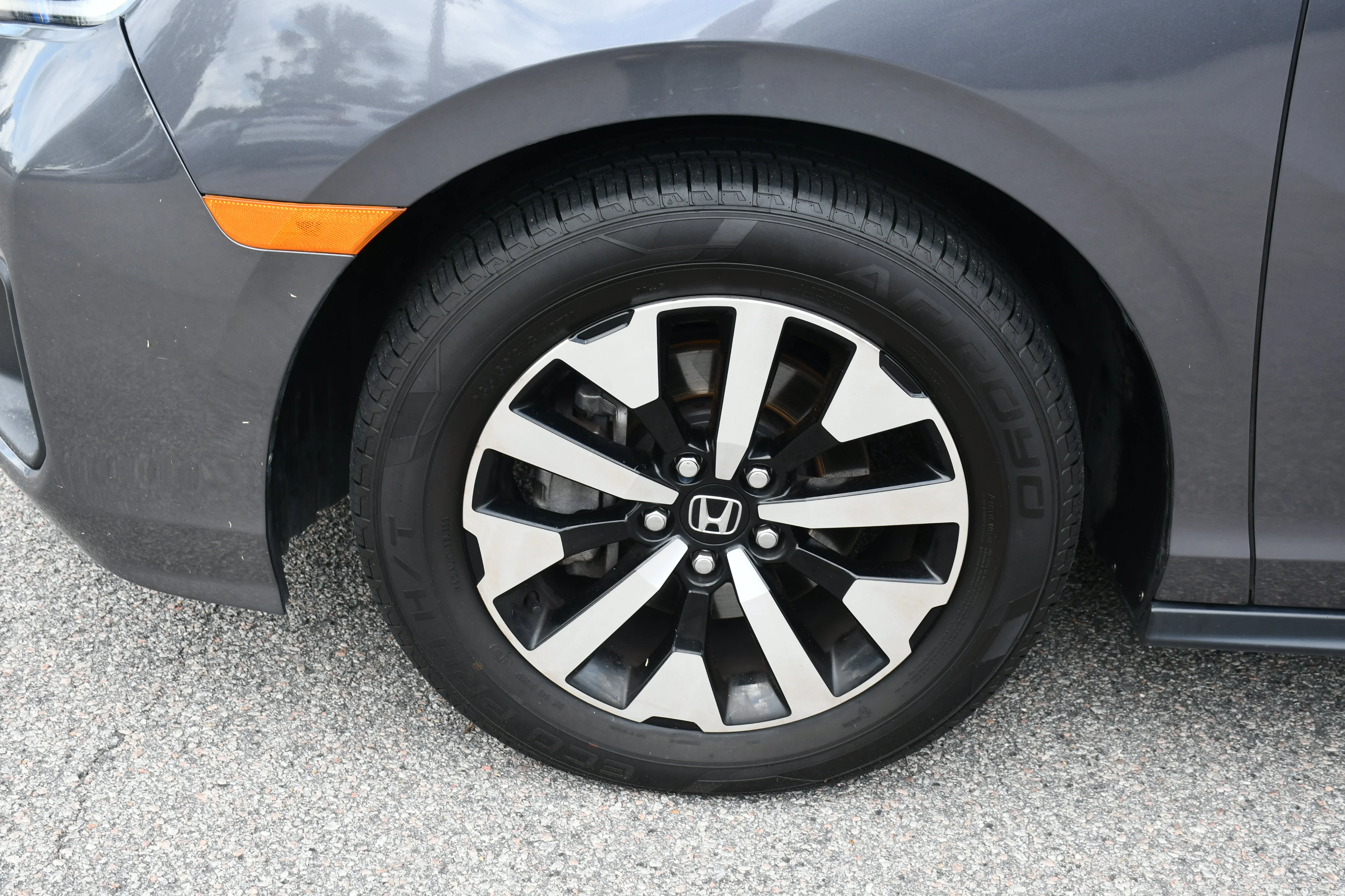 Used 2025  Honda EX-L image 23