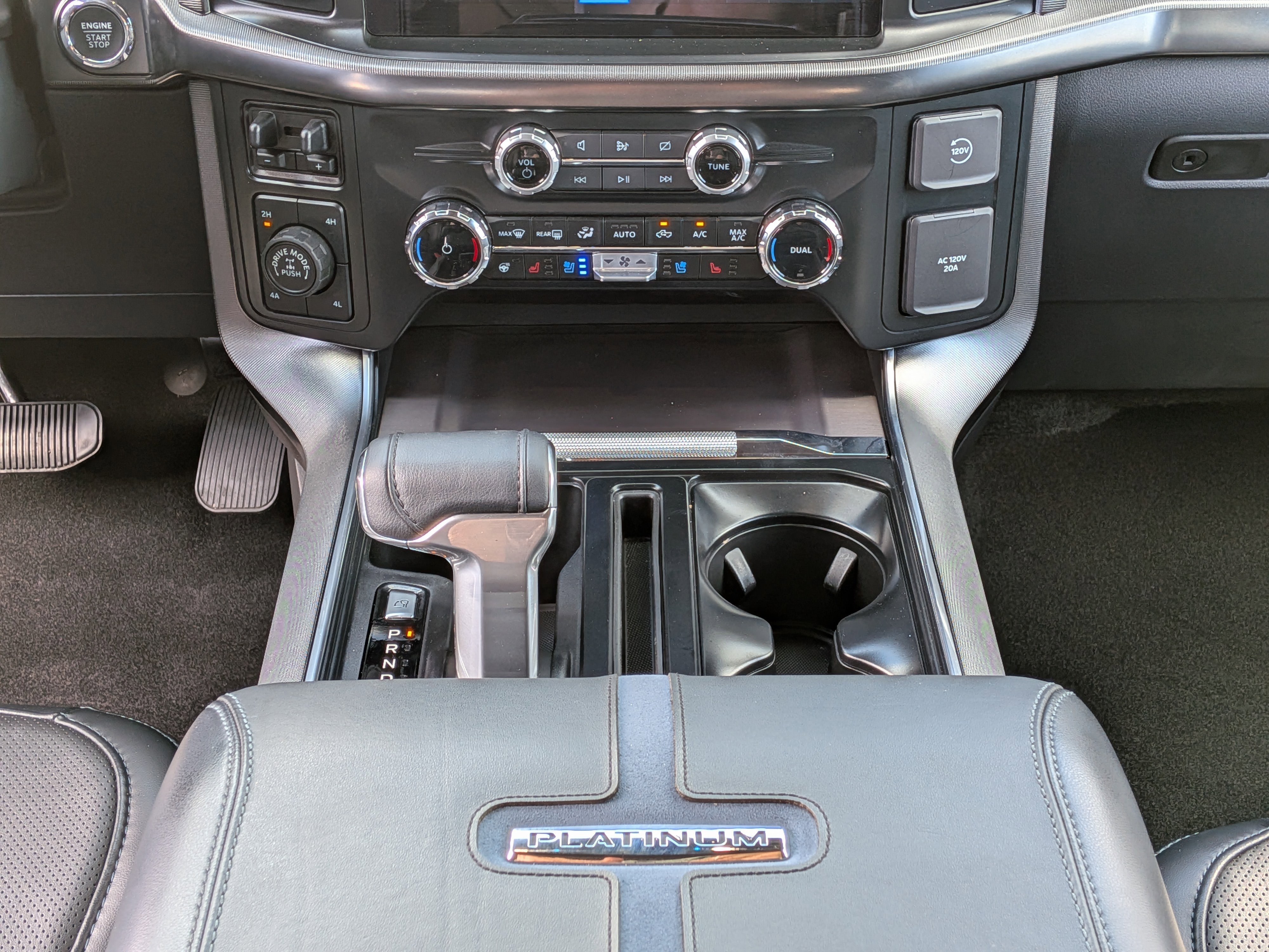 2024 Ford F-150 Platinum - Photo 21