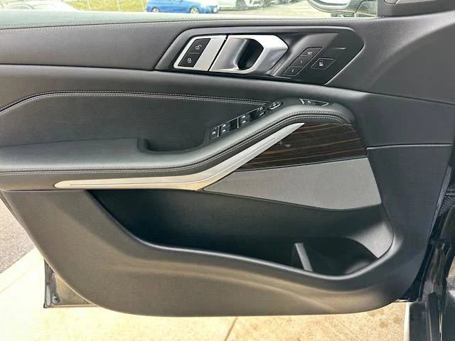 2025 BMW X5 40i - Photo 15