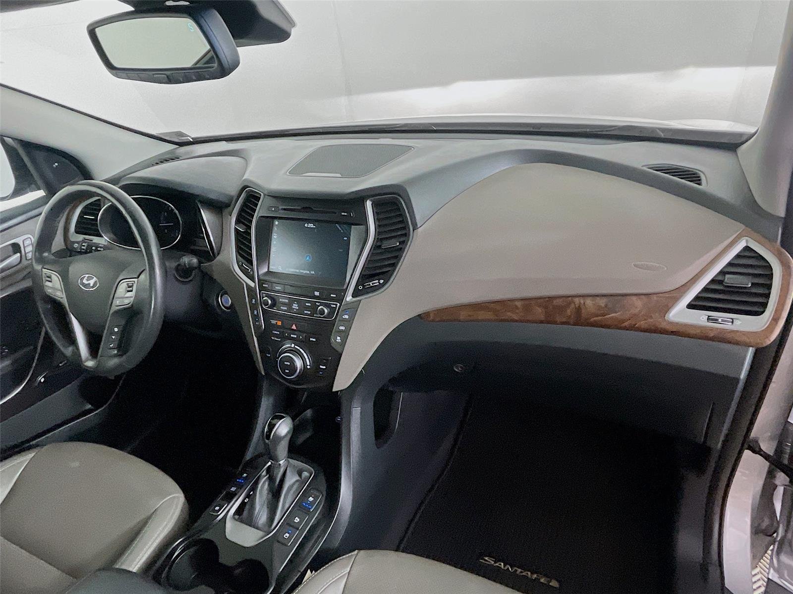Used 2017  Hyundai Limited Ultimate image 33
