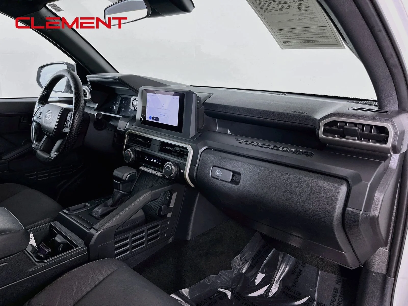 Used 2024 White Toyota SR image 31
