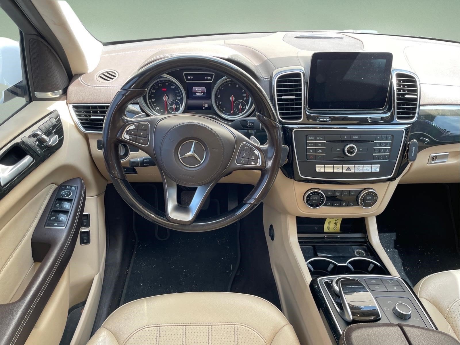 Used 2017  Mercedes-Benz GLS 450 image 18