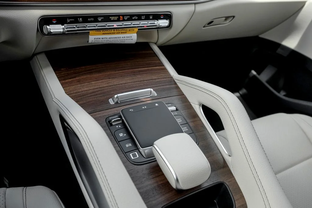 New 2026 Polar White Mercedes-Benz GLE 450e image 16