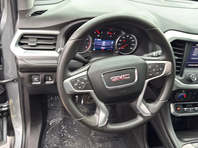 Used 2023 Silver GMC SLE image 22