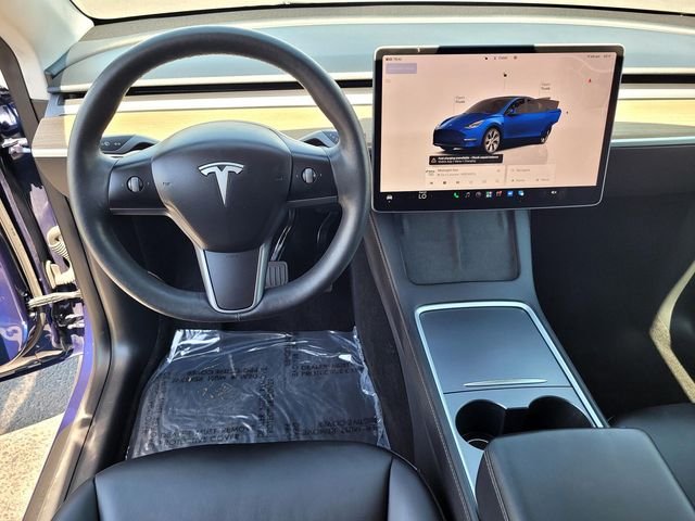 Used 2023  Tesla Long Range image 9