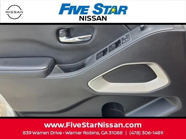 Used 2025 White Nissan SV image 29