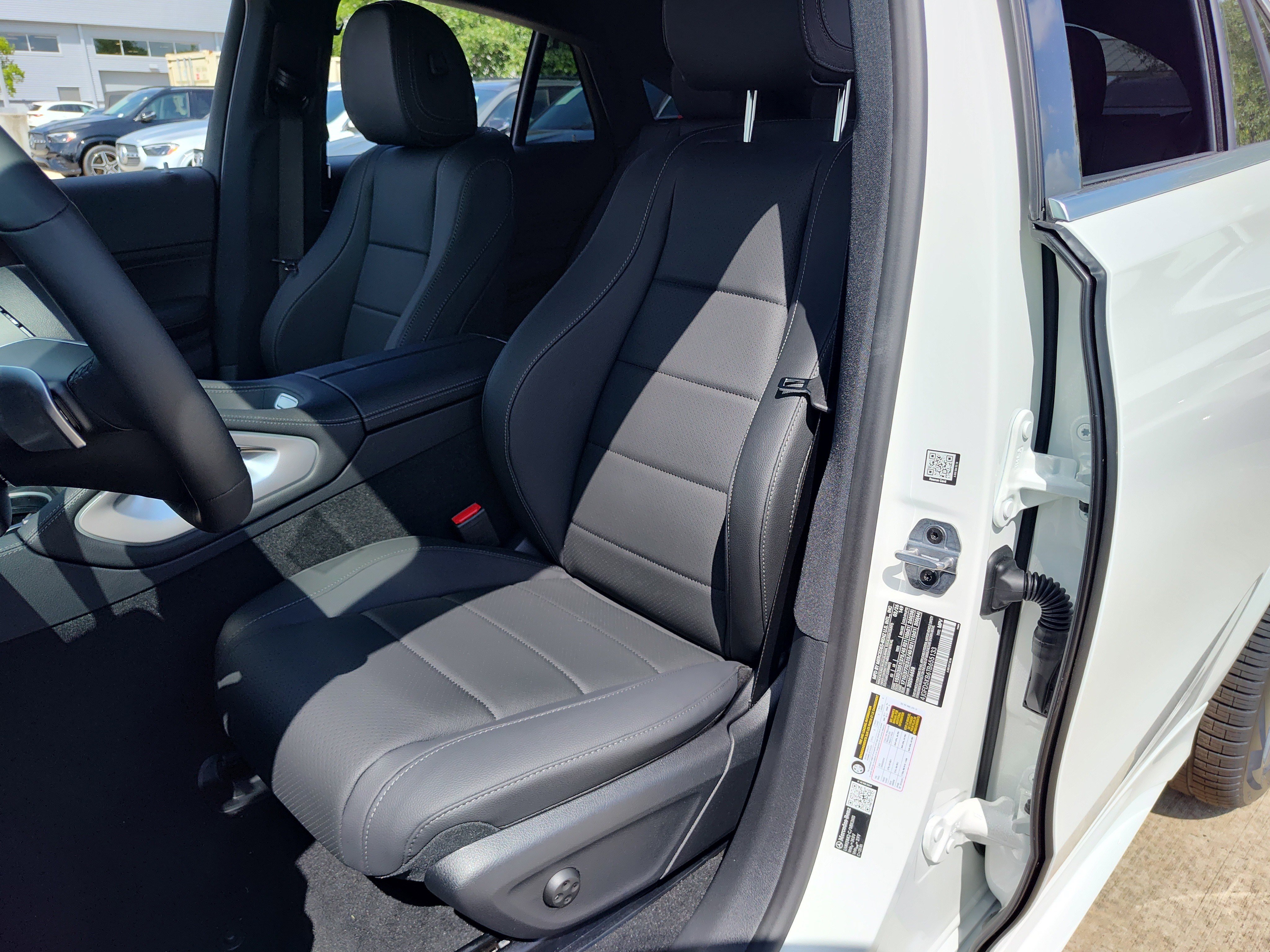 New 2026 Polar White Mercedes-Benz GLE 450 image 21