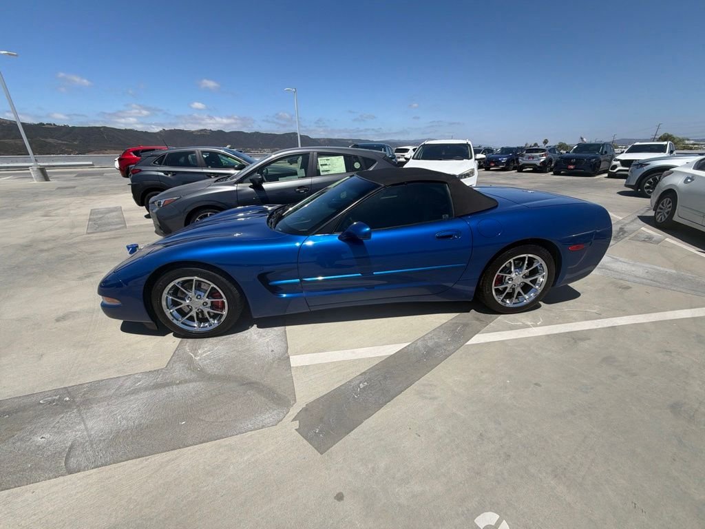 Used 2003 Electron Blue Metallic Chevrolet Base image 6