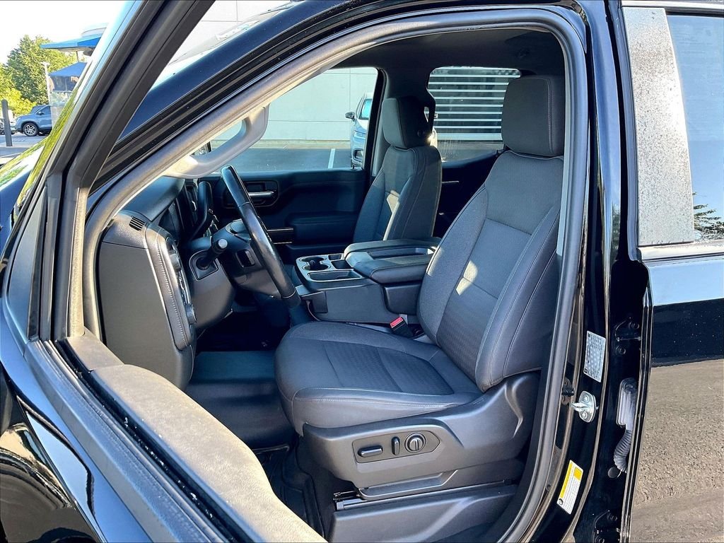 Used 2019 Black Chevrolet RST image 10