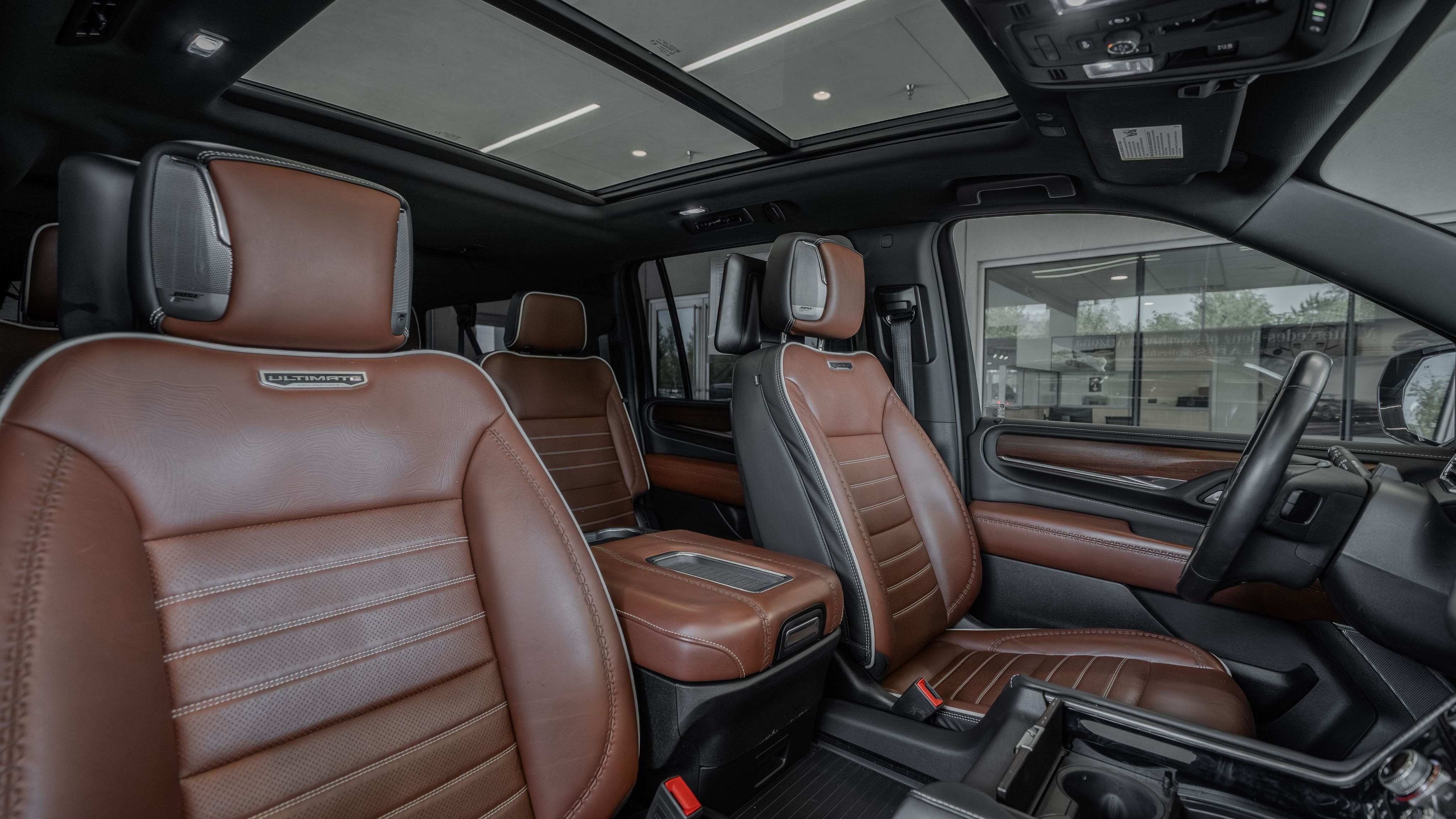 Used 2024 Onyx Black GMC Denali Ultimate image 32