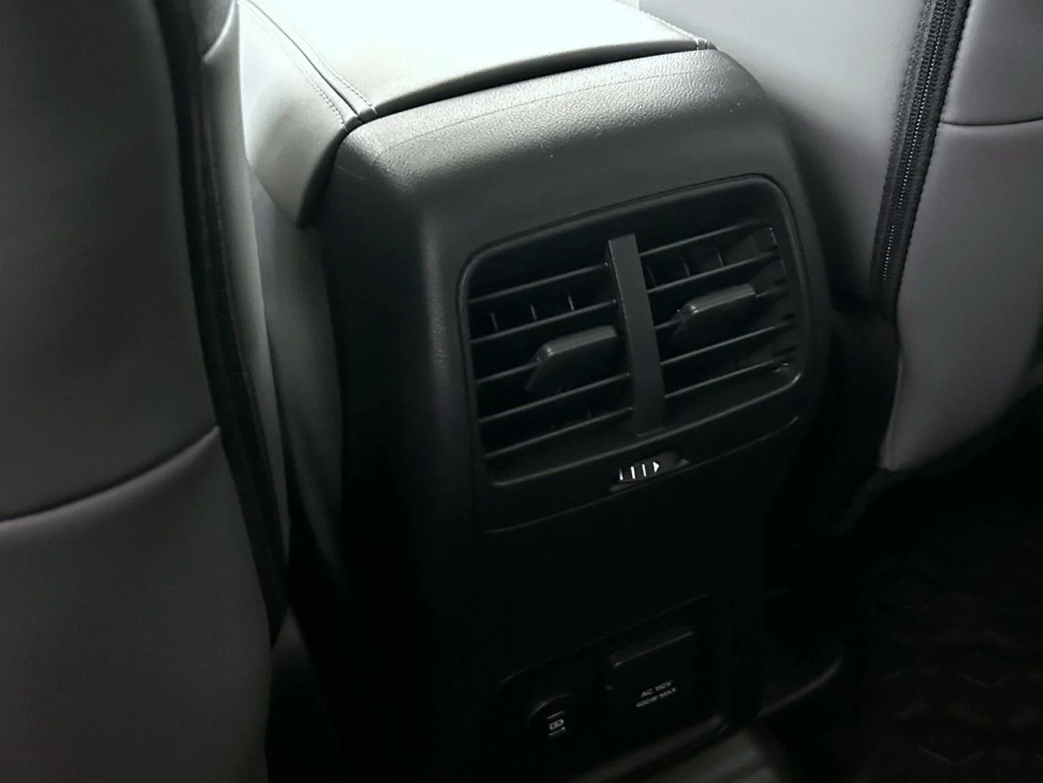 New 2026 White Ford Badlands image 21