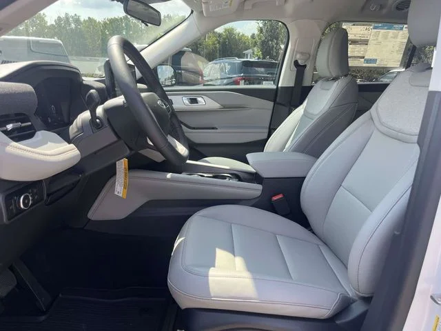 New 2026 White Ford Active image 14