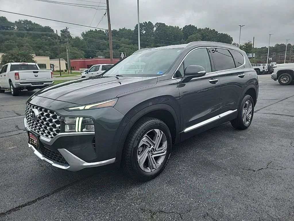 Used 2021 Gray Hyundai SEL image 4