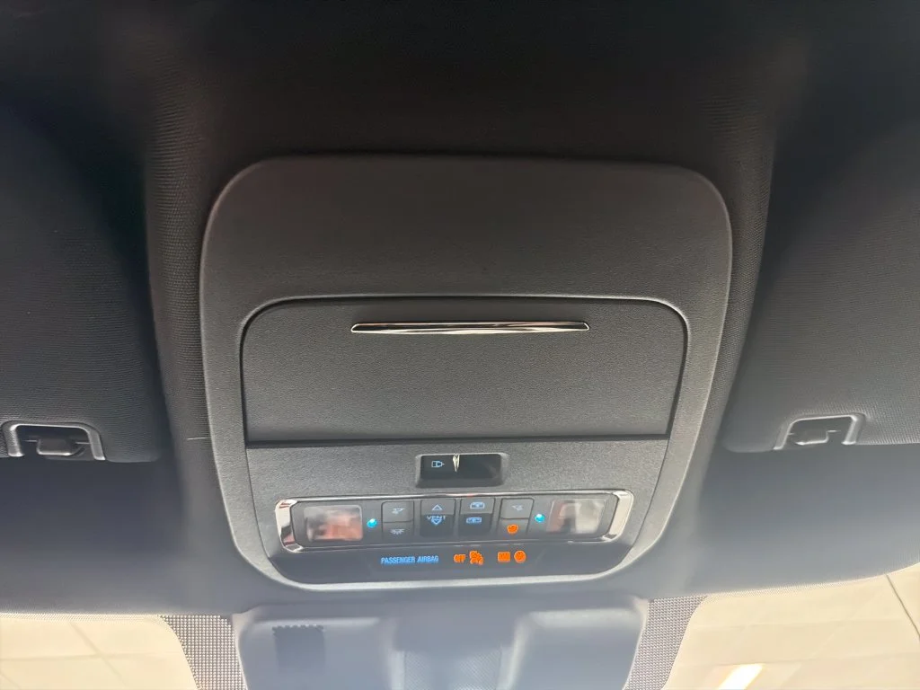 New 2026 Iconic Silver Metallic Ford Lariat® image 17