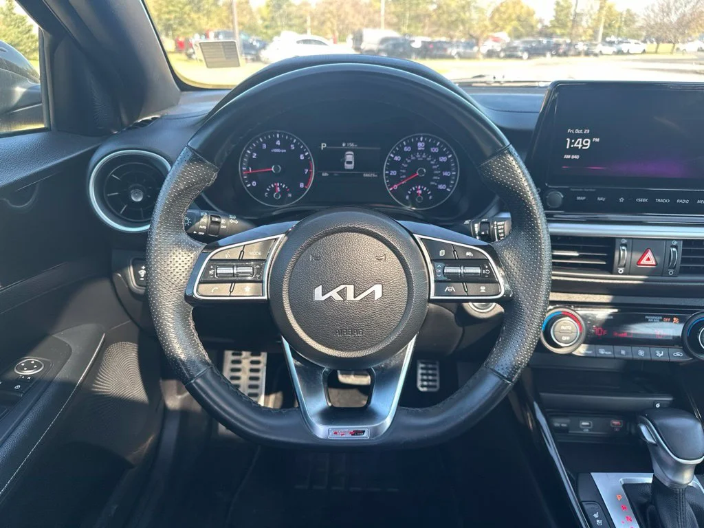 Used 2023 Fire Kia GT-Line image 16