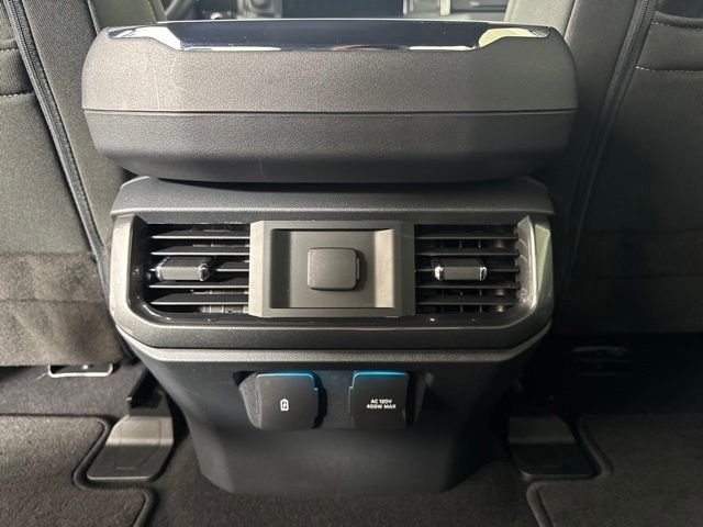 Used 2023 White Ford XLT image 13