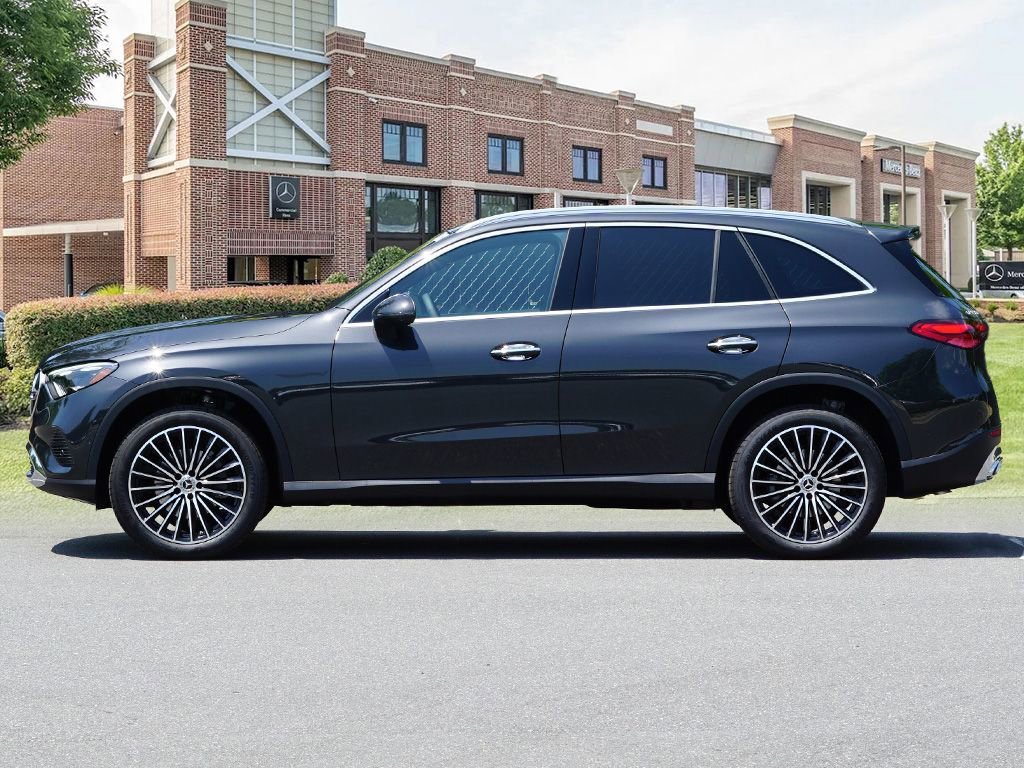 New 2026 Graphite Grey Metallic Mercedes-Benz GLC 300 image 29