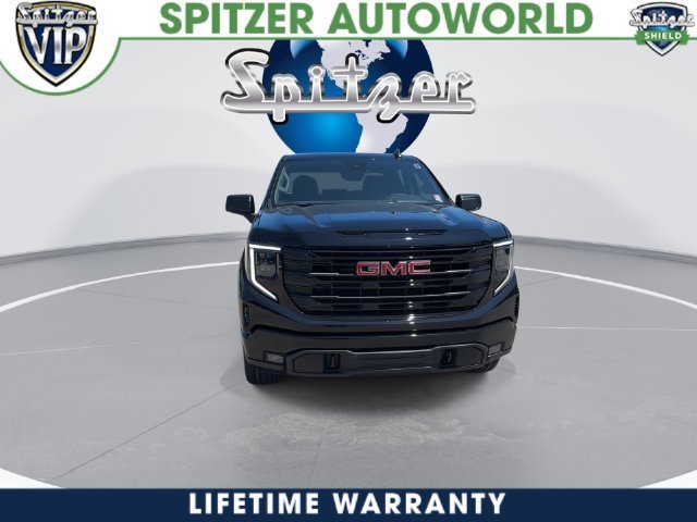 New 2026 Onyx Black GMC Elevation image 6