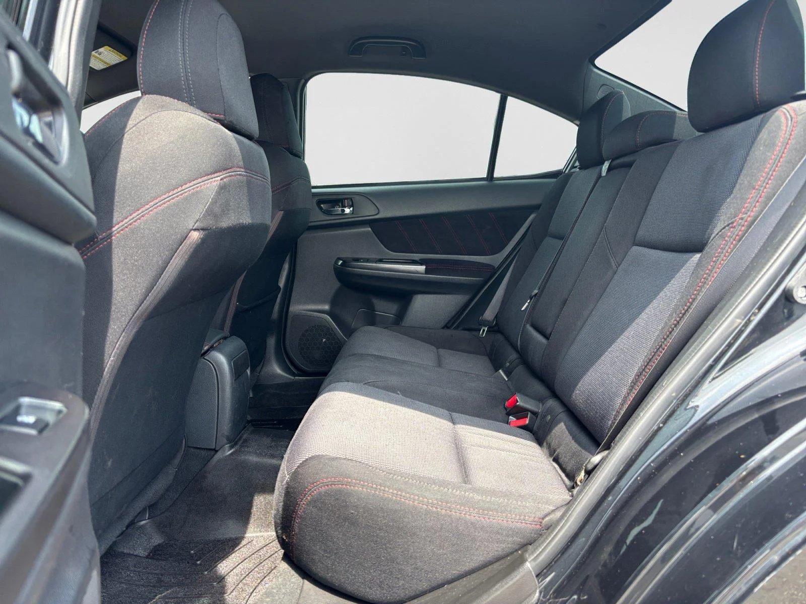 Used 2018 Crystal Black Silica Subaru Base image 35
