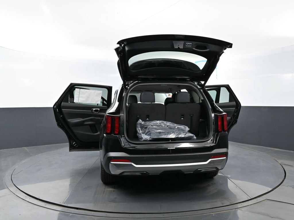 New 2026 Aurora Black Pearl Kia EX image 30