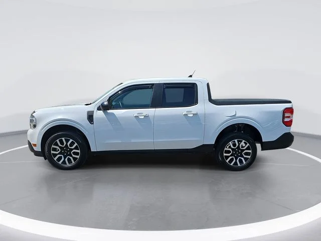 Used 2024 White Ford Lariat image 2